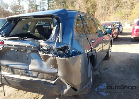 2021 Toyota Rav4 Le z USA, uszkodzony, nr VIN 2T3F1RFV0MC235645